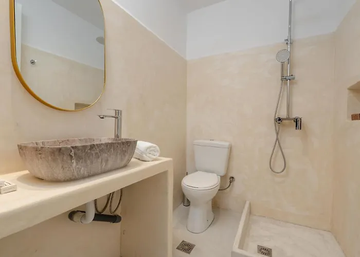 Celestial Seaview Apartments- Apollon 아파트 *