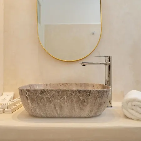 Celestial Seaview Apartments- Apollon Apartment *